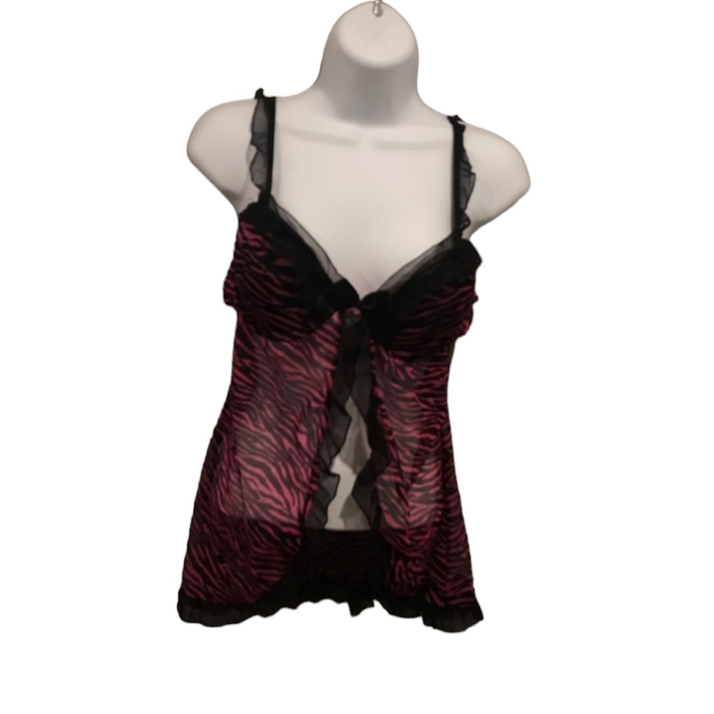 Negligee CL/GR 08.  Med. Size